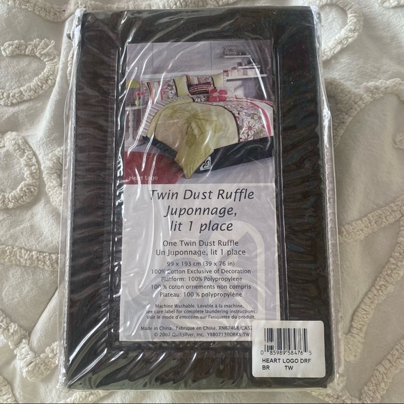 Roxy Bedding Nwt Roxy Dust Trim Ruffle For Twin Bed Poshmark